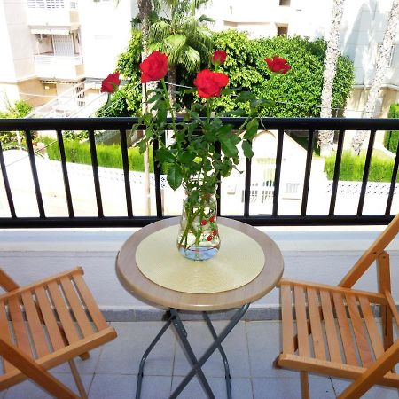 The Cozy Apartment Торевиеха Екстериор снимка