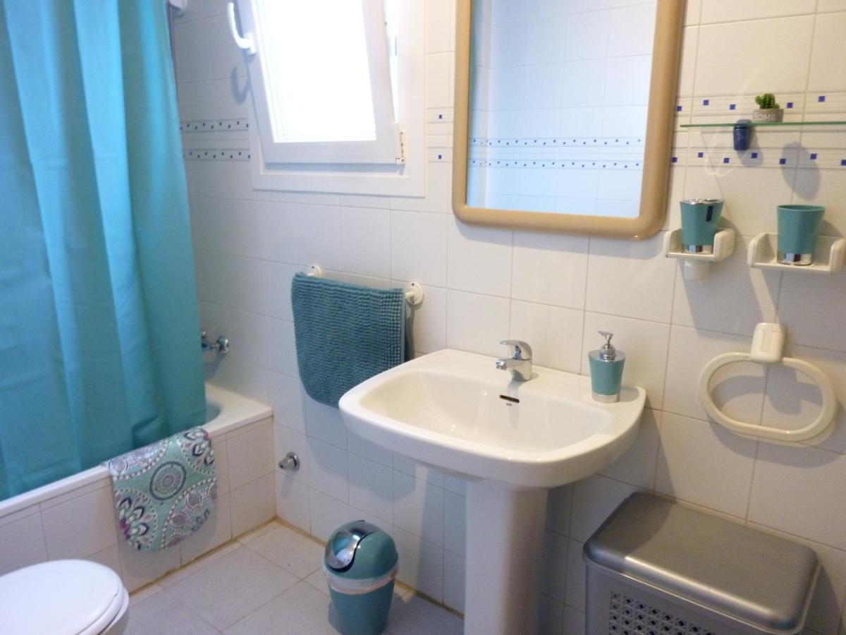 The Cozy Apartment Торевиеха Екстериор снимка